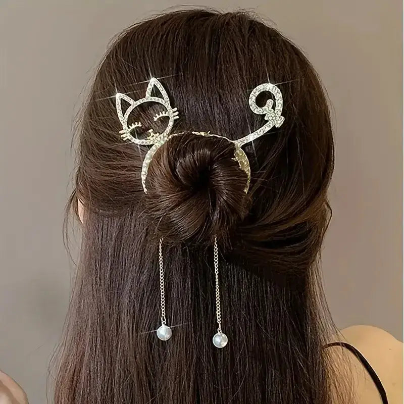 “Luce peinada en segundos con el Broche… y recibe todo el combo de belleza incluido”